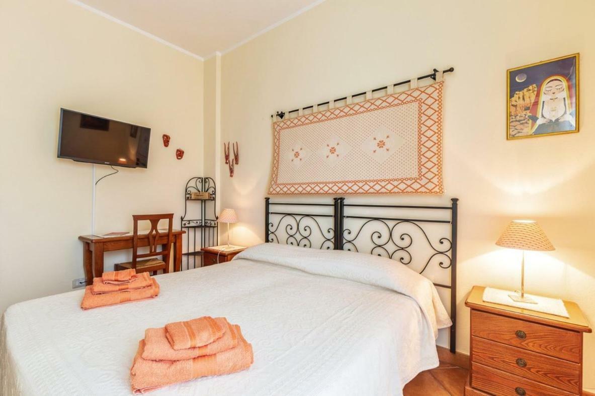 Il Leccio Bed & Breakfast Tortoli Luaran gambar